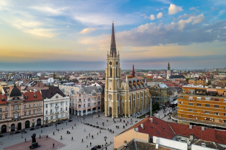 Advokat za maloletnike krivično pravo Novi Sad – Advokatska kancelarija Petrović